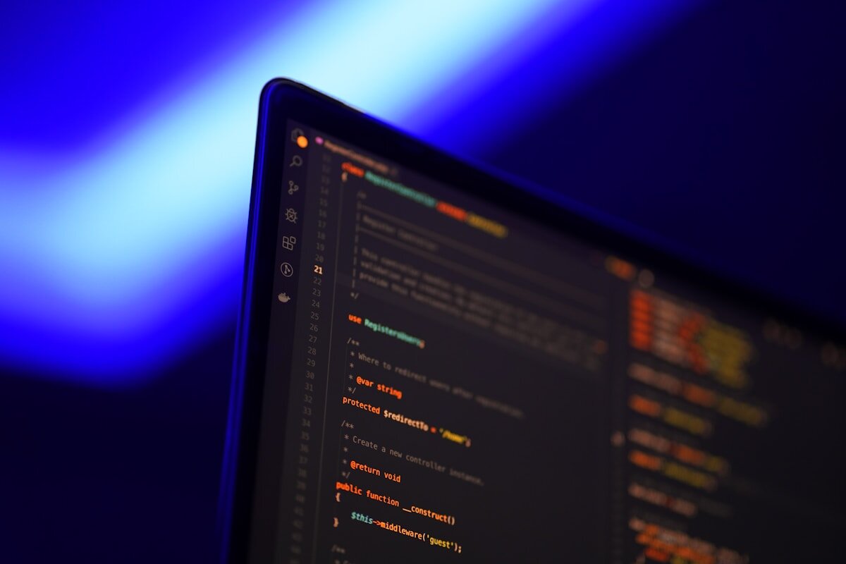 Capa do artigo: Como auditar referência do Gemini CLI em agentes de IA