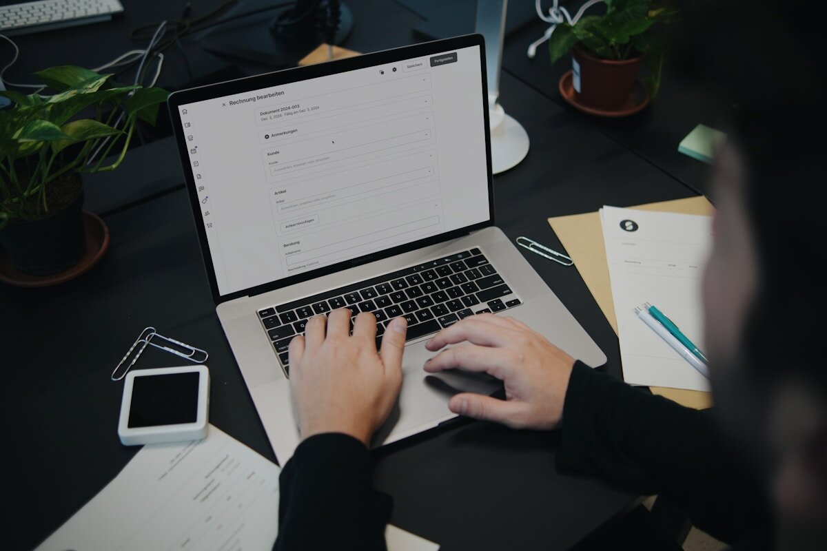 Capa do artigo: Como vender software pelo YouTube com prova técnica