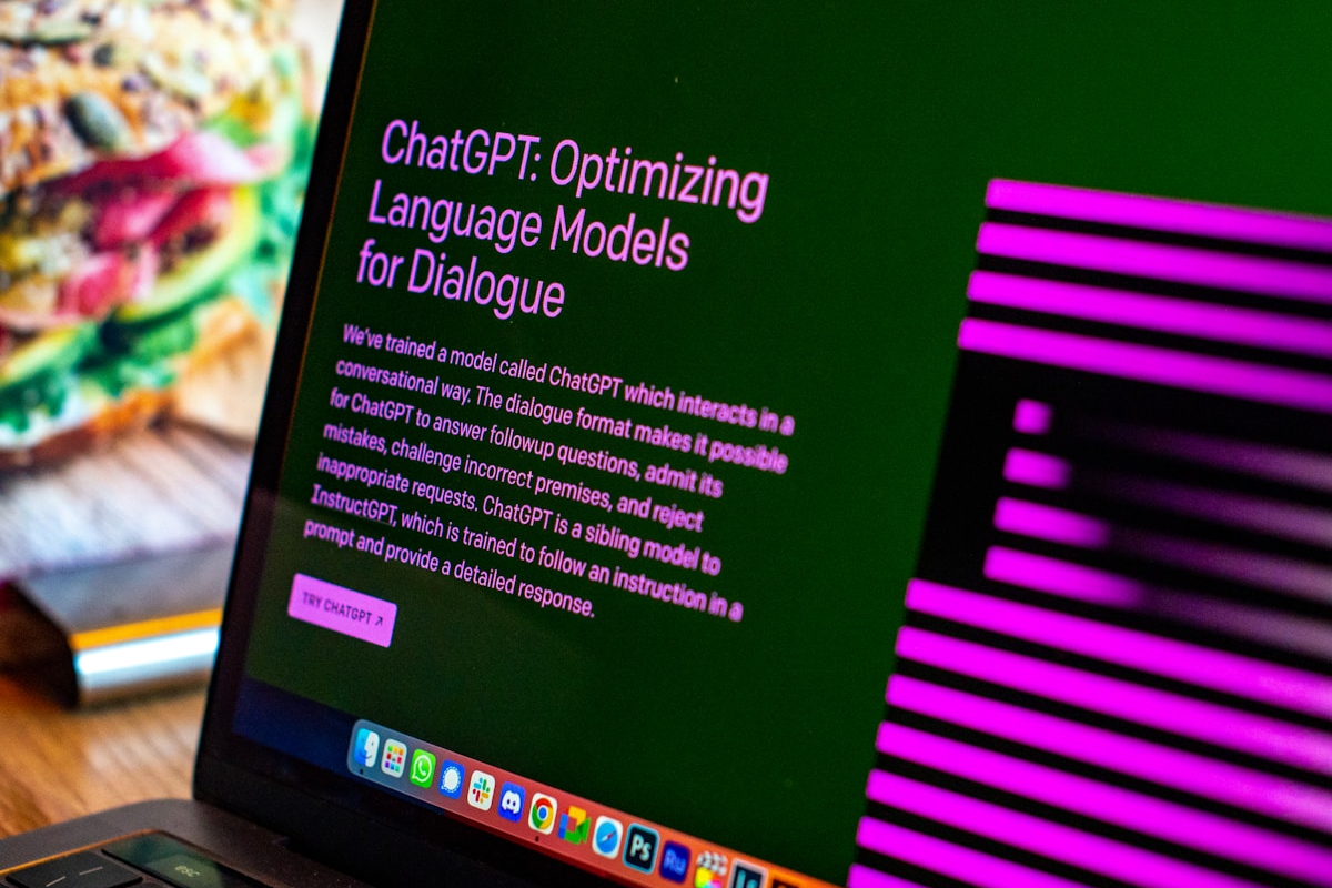 Capa do artigo: Atendimento Omnichannel WhatsApp: Estratégia de Escala e Lucro