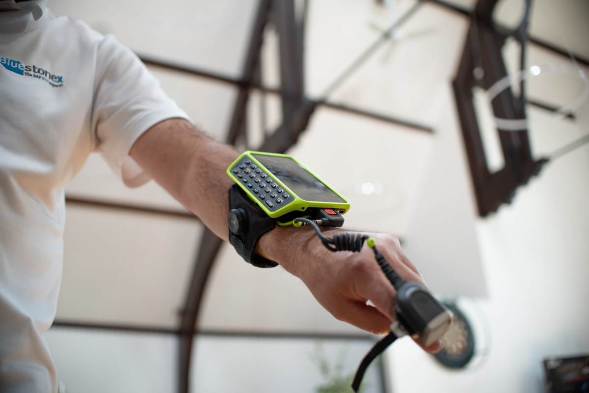 Capa do artigo: Como o Mautic Self-Hosted Aumenta o Lucro nos Lançamentos