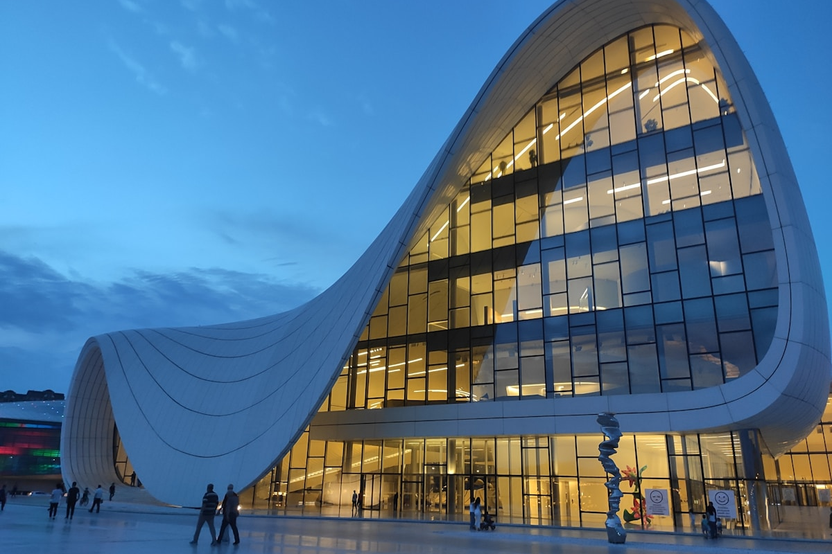 Capa do artigo: A Massa Zero: A Física da Inovação e Manutenção