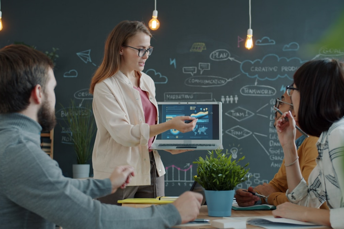 Capa do artigo: Nutrição de Longo Prazo para Decisores B2B