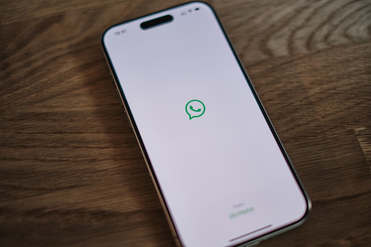 Capa do artigo: Como proteger número ativo de WhatsApp Business em 2026