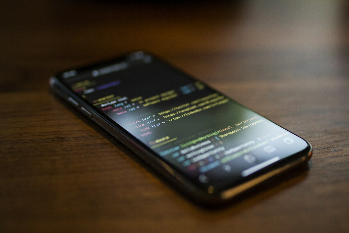 Capa do artigo: Como usar automação de WhatsApp em lançamentos reais