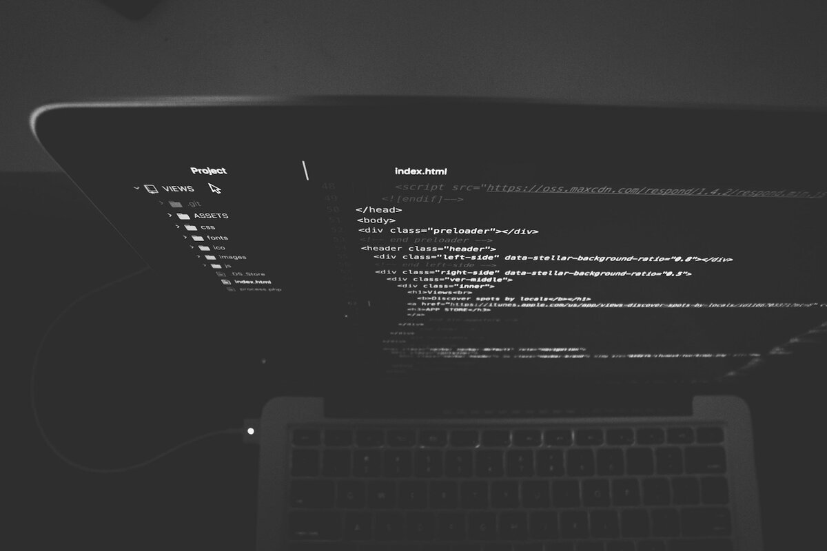 Capa do artigo: Como usar Laravel para orientar código gerado por IA