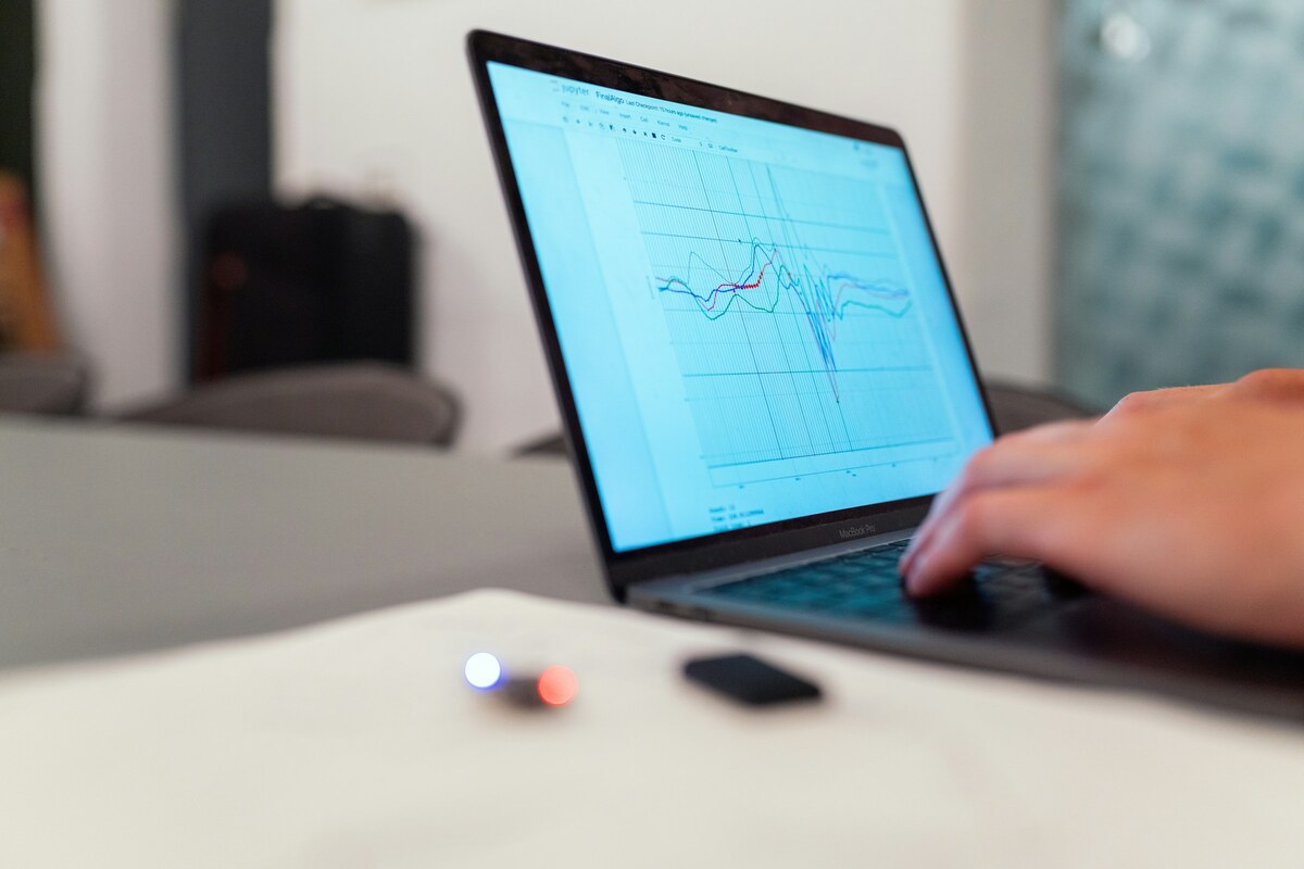 Capa do artigo: Como usar Micro-SaaS como isca digital para vender