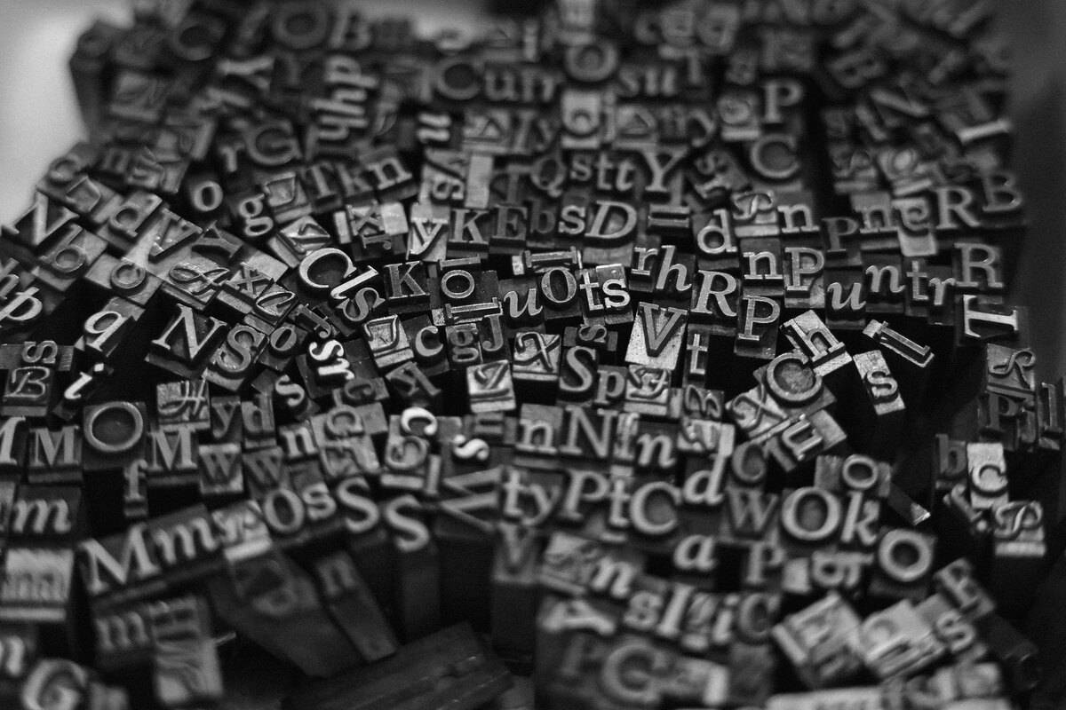 Capa do artigo: Como usar tipografia para conversão em Martech hoje