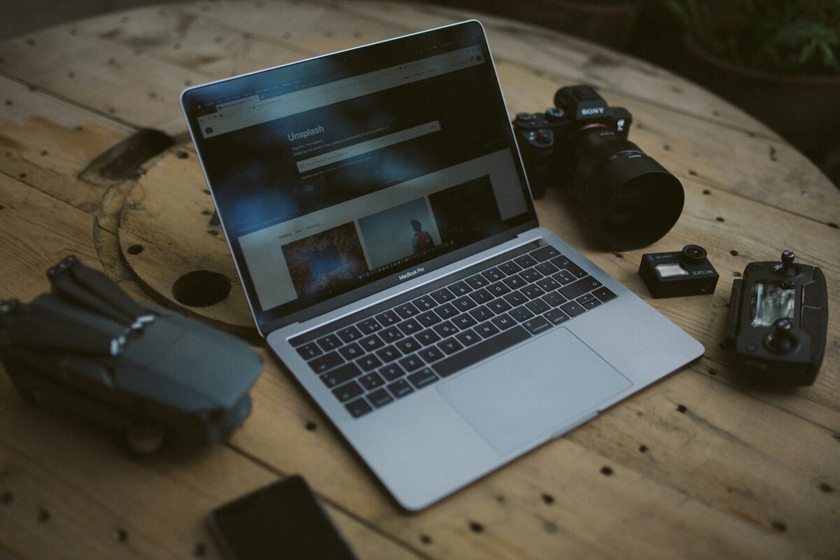 Capa do artigo: Como usar YouTube para reduzir dependência de anúncios