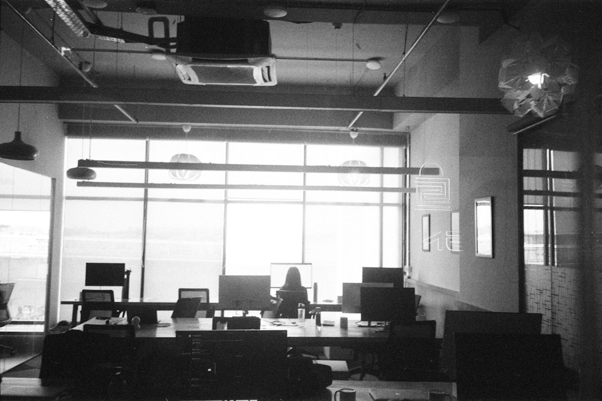 Capa do artigo: UX no WhatsApp: Como Agentes de IA Multiplicam Vendas