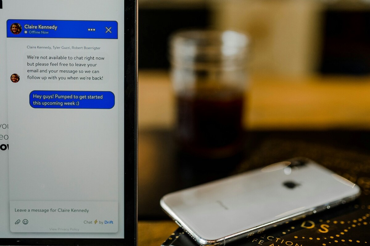 Capa do artigo: Como vender funis interativos com RAG pelo WhatsApp